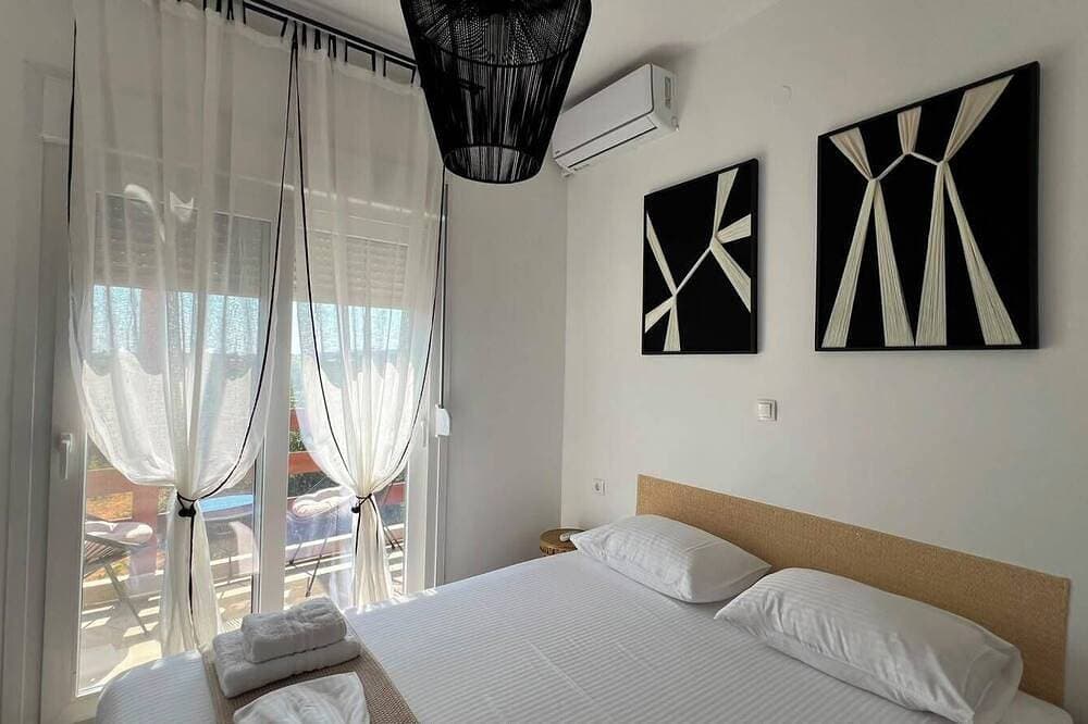 Foto 9 von 24: Oliviera Calm Home - 7 Min Walk to Beach View, Pool
