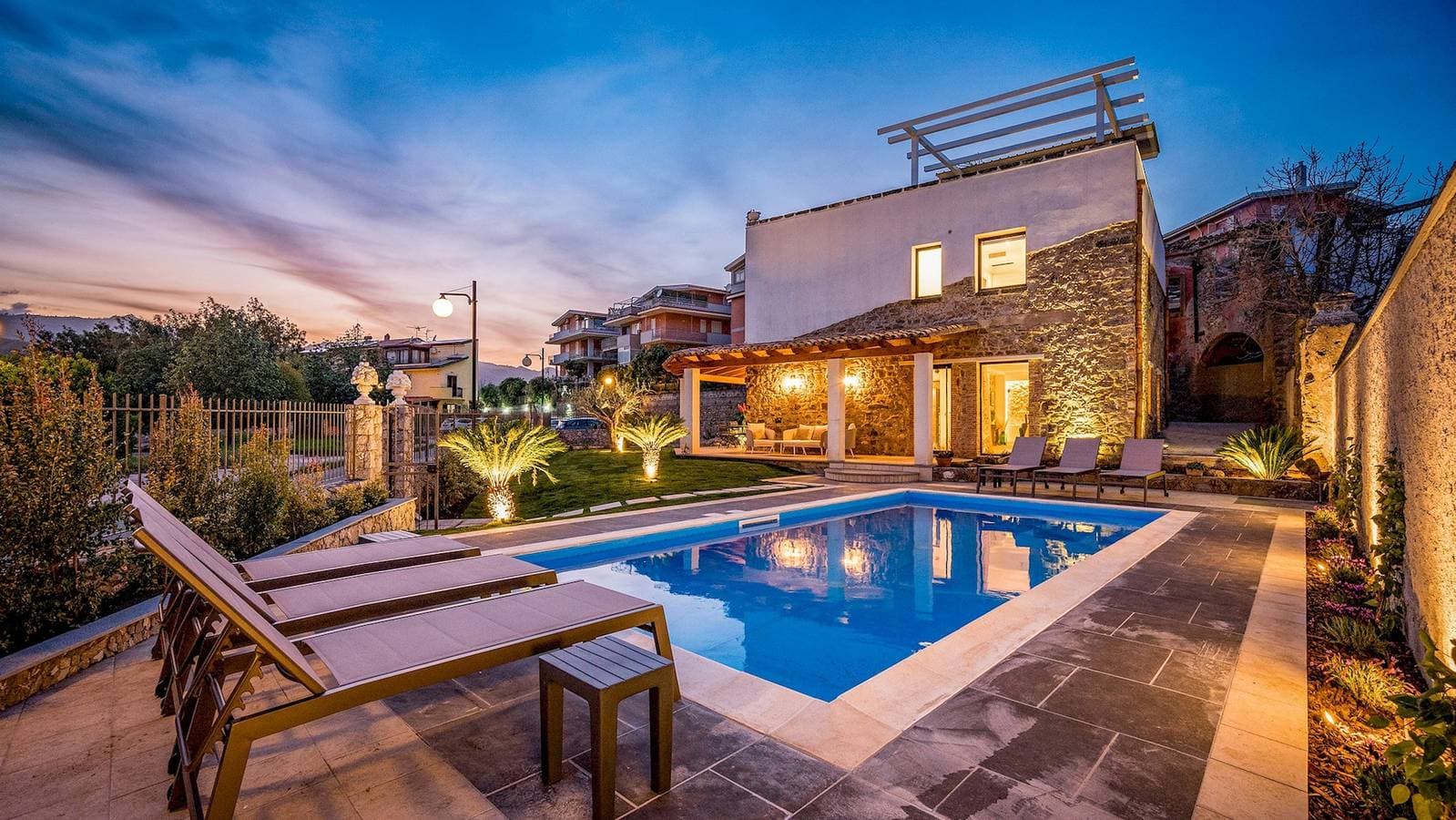 Foto 12 von 26: Villa für 6 Personen mit Balkon
