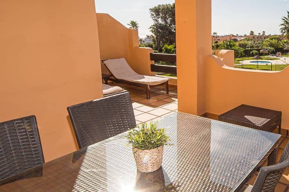 Casares Beach Apt 412 1