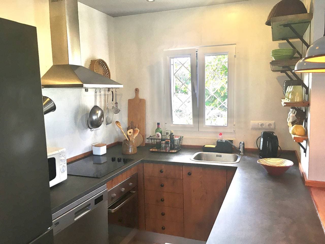 Foto 3 von 15: Ferienhaus 'Charmantes Landhaus' mit Privater Terrasse, Privatem Garten und WLAN