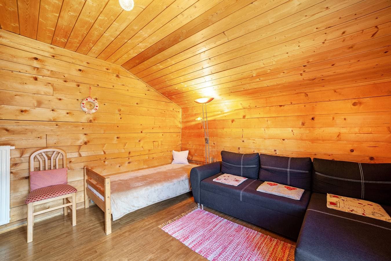 Foto 7 von 34: Ferienwohnung 'Almbergerhof Wohnung Hirzer' mit Bergblick und Balkon