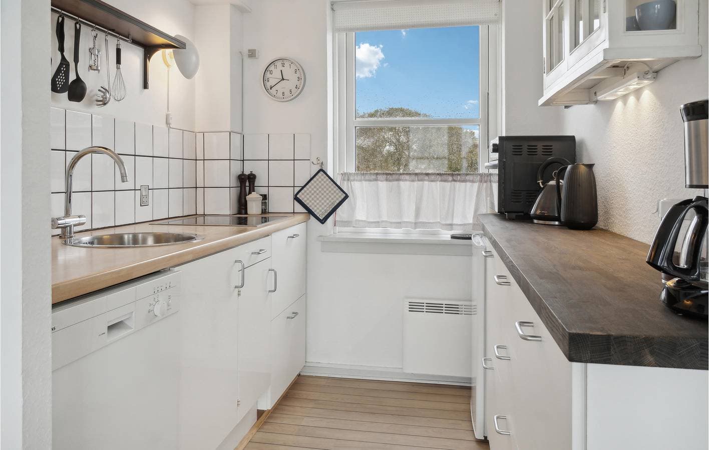Foto 10 von 19: Ferienwohnung für 4 Personen mit Terrasse