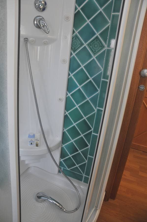 Foto 13 von 55: Sehr gemütliche, komfortable "lanthan" Villa auf 2 Etagen, unabhängig