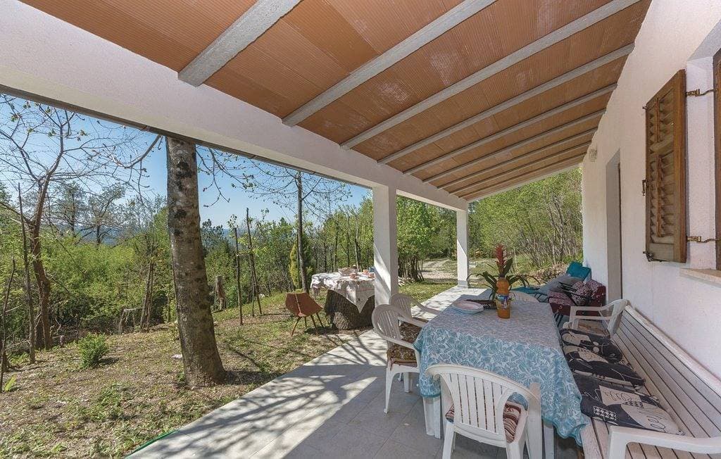 Foto 3 von 21: Freistehendes Ferienhaus mit Panoramablick auf Istrien