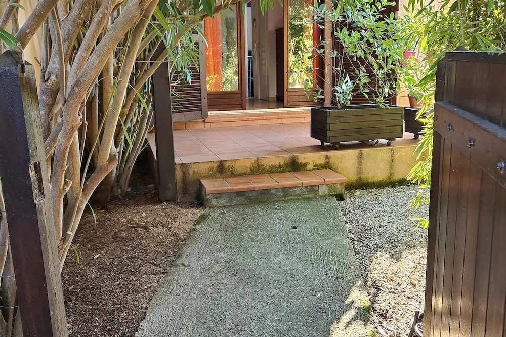 Foto 8 von 15: Studio à 150 m de la Plage D'agosta et des Commerces