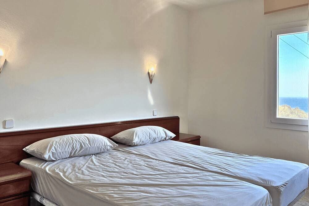 Foto 2 von 30: Für 6 Leute, Haus mit Meeresblick und privaten Pool