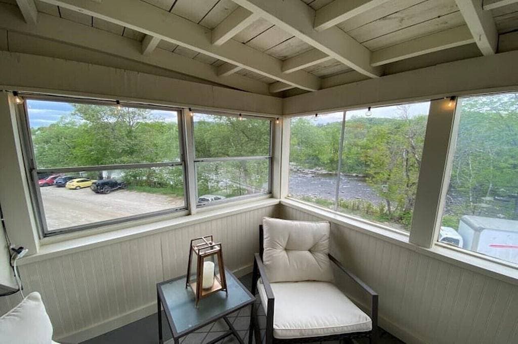 Foto 9 von 24: Top Floor River View Apartment