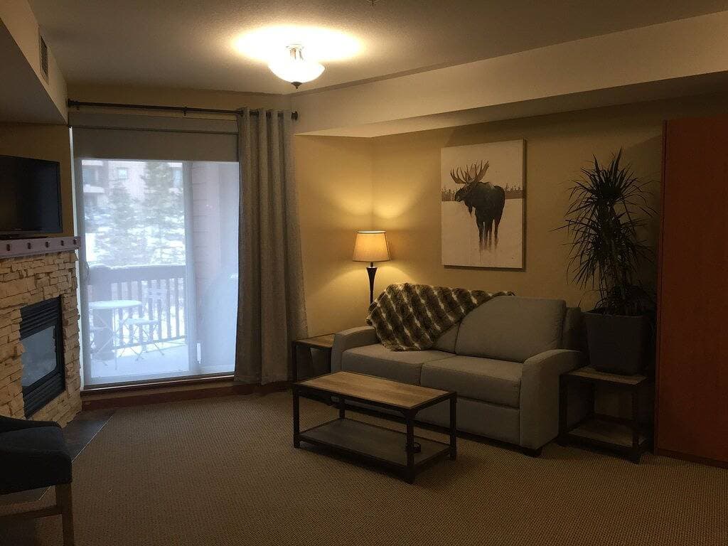 Foto 4 von 15: Wunderschön warme und geräumige Mountain Studio Suite