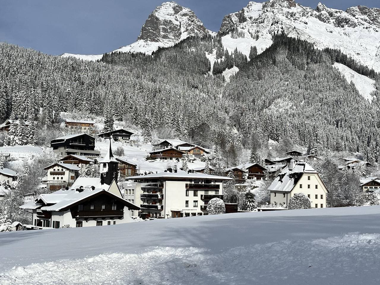 Foto 11 von 47: Helles und gepflegtes Haus mit Süd-West-Balkon
