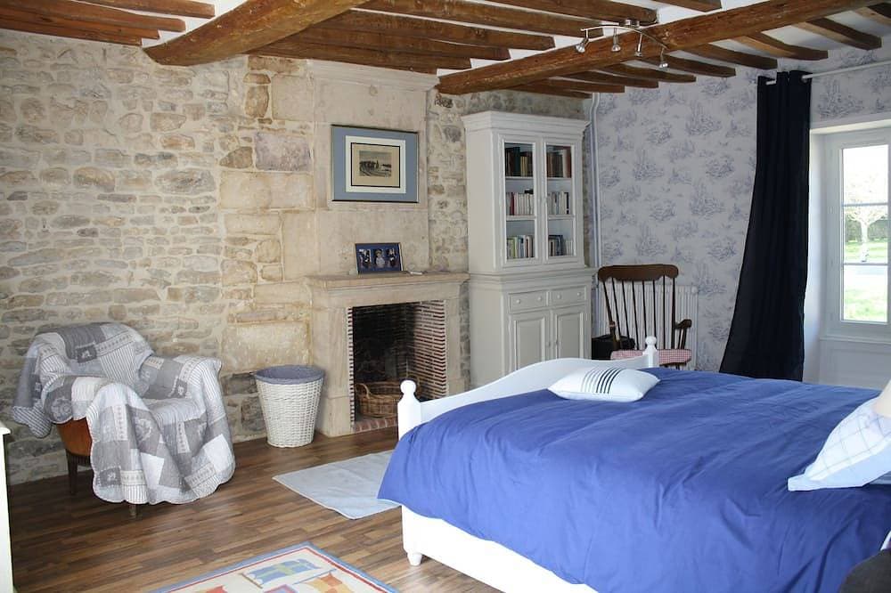 Foto 3 von 30: Tracy sur Mer. Charming renovated residence for up to 12 people