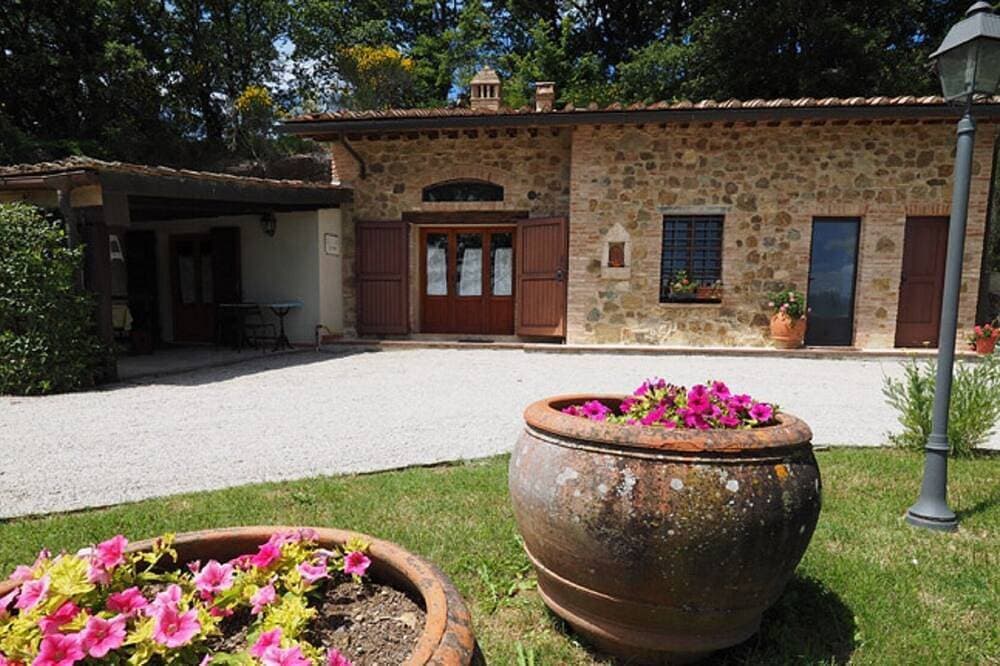 Foto 5 von 19: Glicine, romantisches Ferienhaus mit Außenterrasse, in den Hügeln von San Gimignano