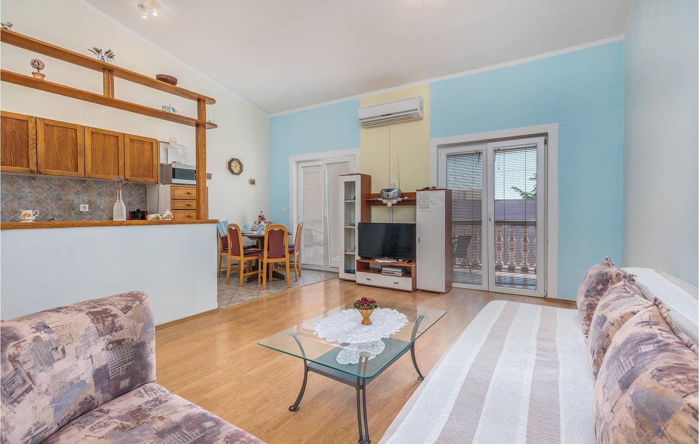 Foto 12 von 31: Gemütliche Ferienwohnung am Meer mit Terrasse, WLAN und Parkplatz – 1 km vom Strand entfernt