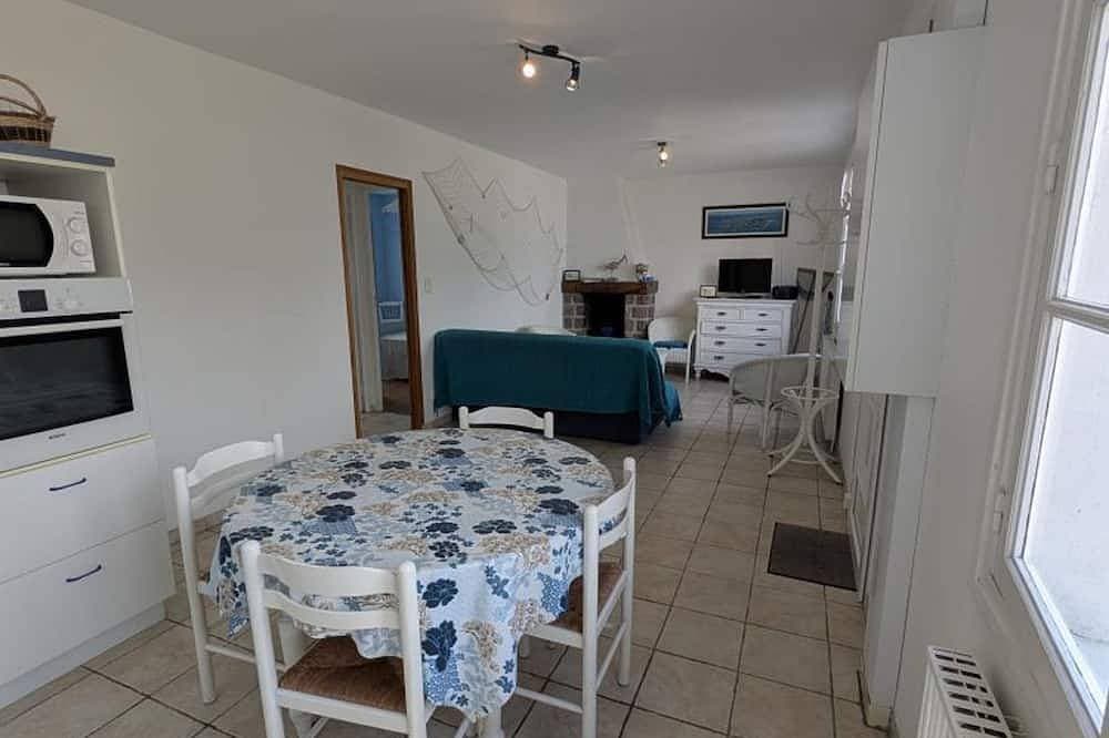 Foto 8 von 15: Charmantes Bungalow in St-Pair-sur-Mer, nahe dem Strand