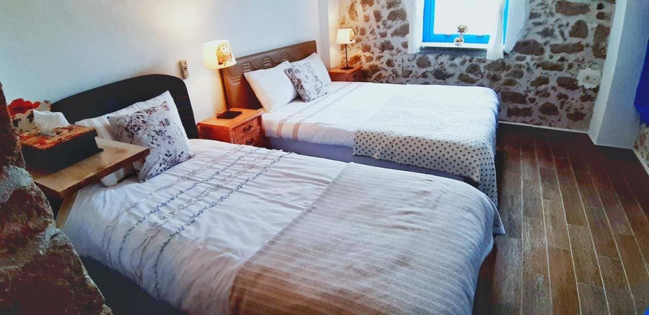 Foto 2 von 6: Double Room with Terrace