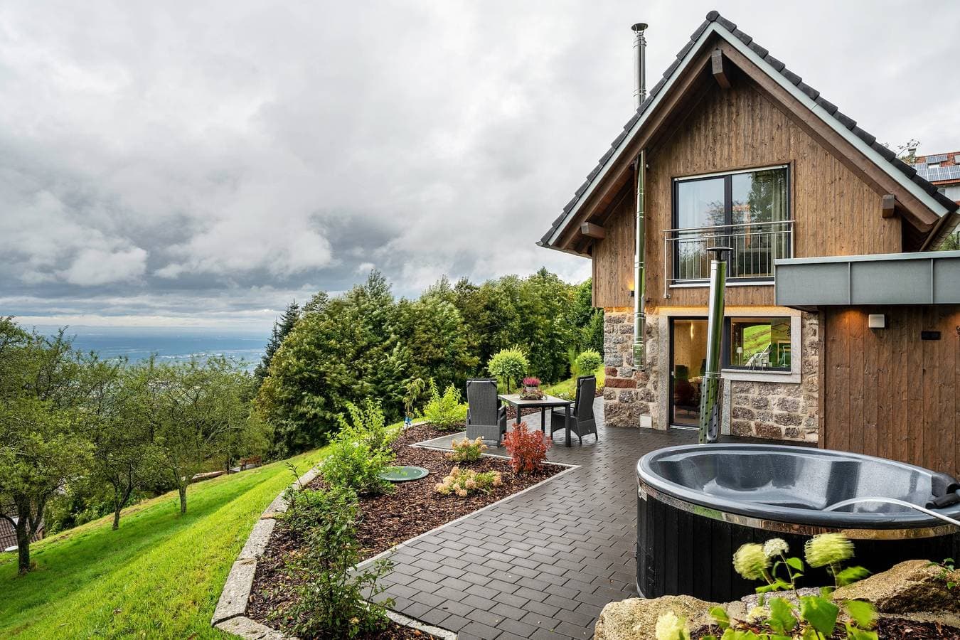 Waldlux Luxus-Chalet Brennhus 1