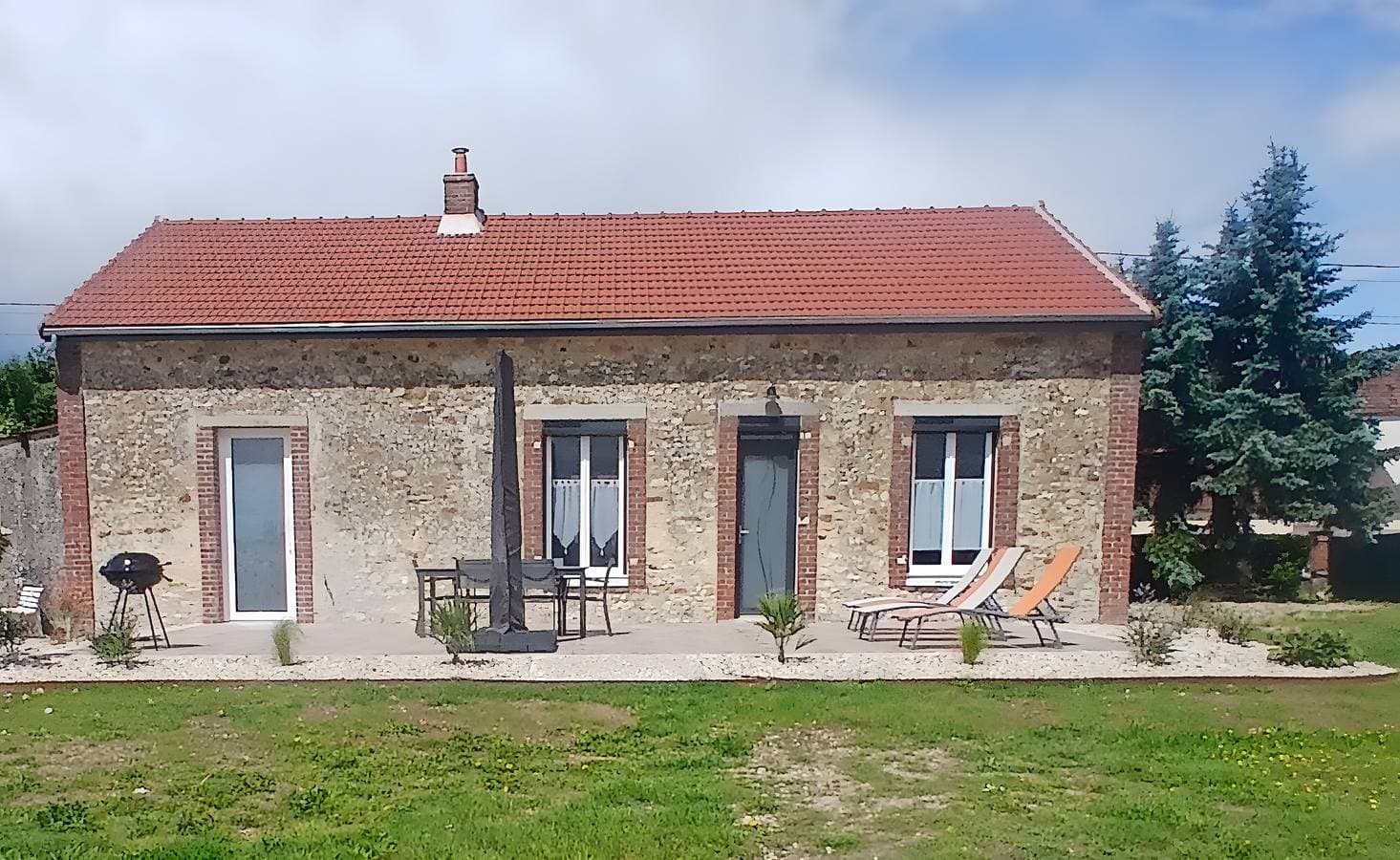 Aux Hirondelles 1