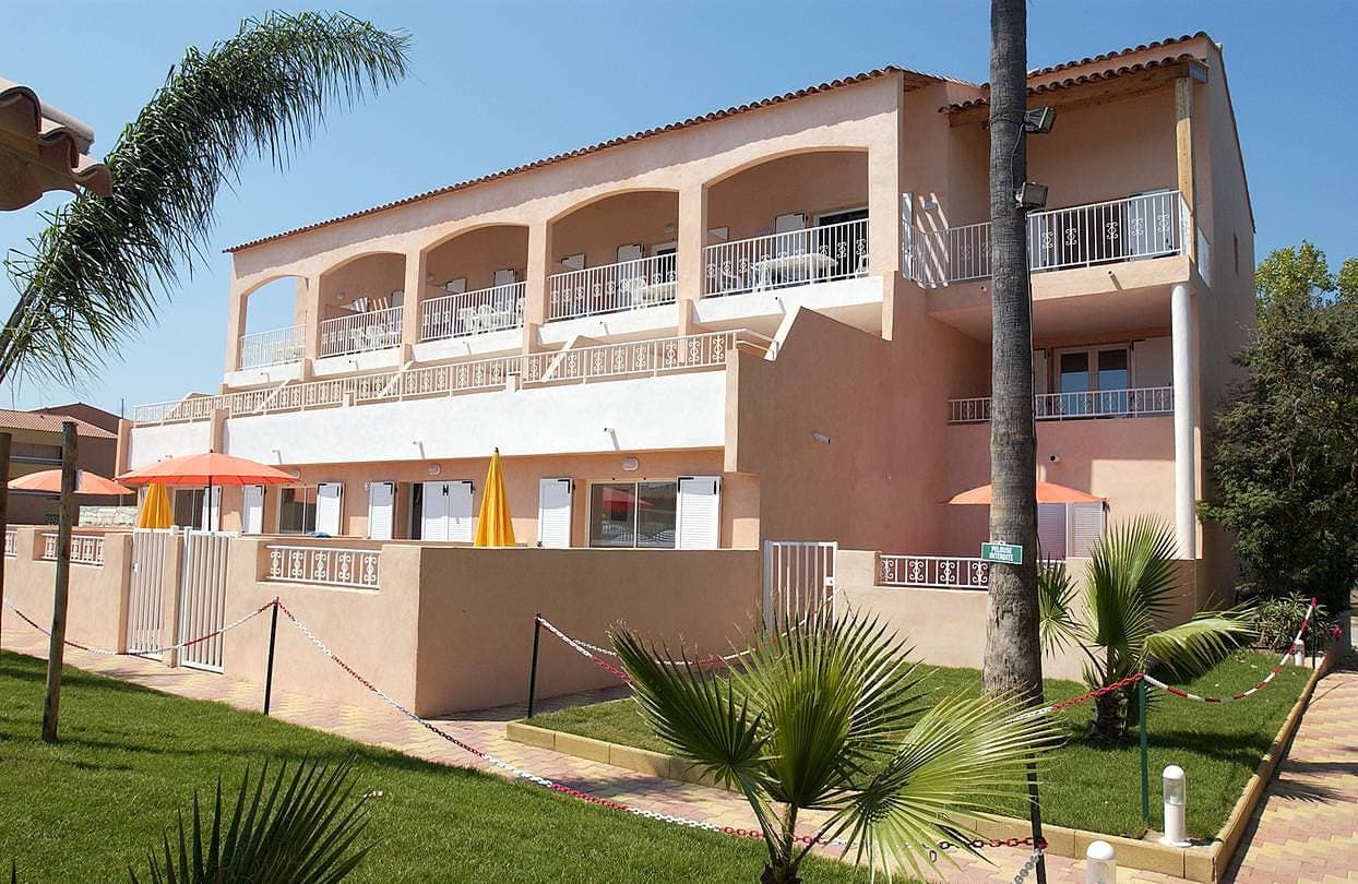 Foto 3 von 27: Studio 2 Personen, mit Geheiztem Pool und Tennisplatz zu 250 meter vom Strand