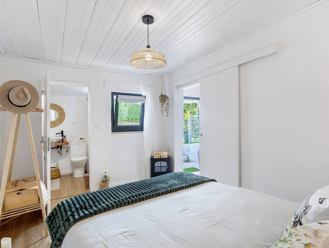 Foto 10 von 22: Ferienhaus 'Casinha do Riacho Loureda' mit Bergblick, WLAN und Klimaanlage