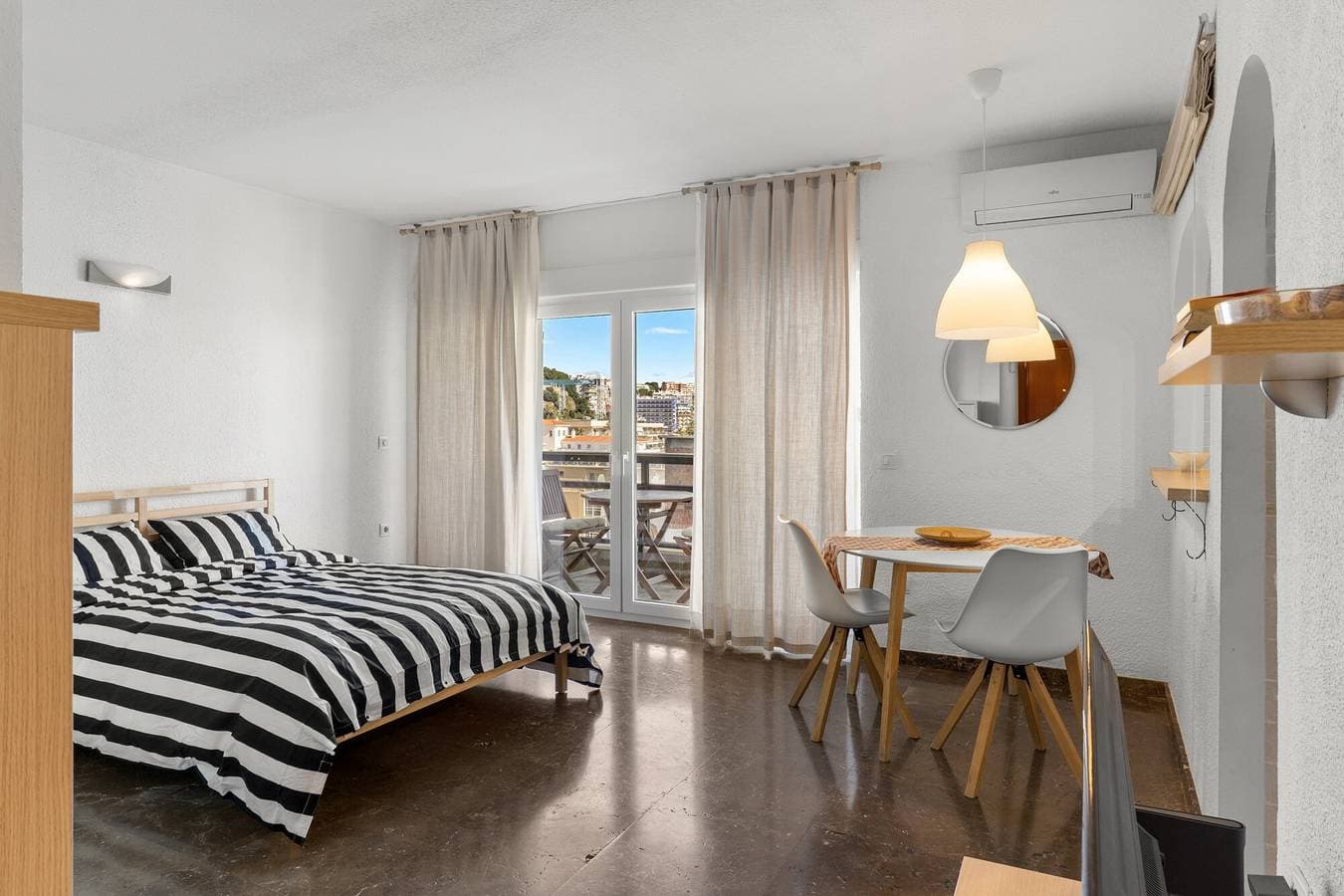 Foto 3 von 21: Studio-Apartment 'Magnífico En La Playa' mit Meerblick, WLAN und Klimaanlage
