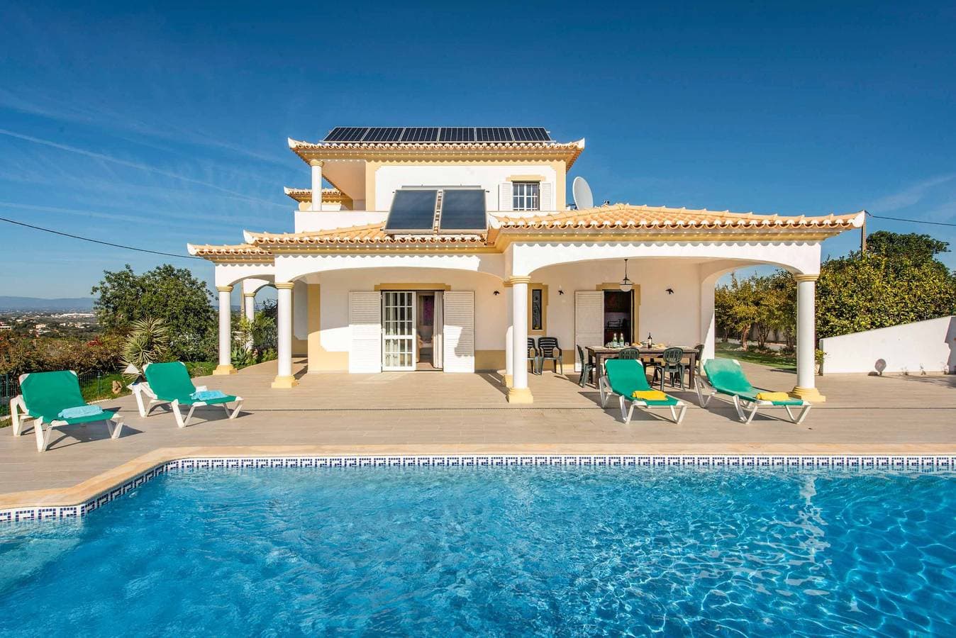 Villa 1
