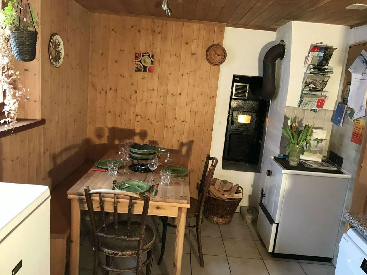 Foto 8 von 9: Ferienwohnung Bio-Hirschfarm, Versam - 3 Zimmer Ferienwohnung für max. 5 Pers.