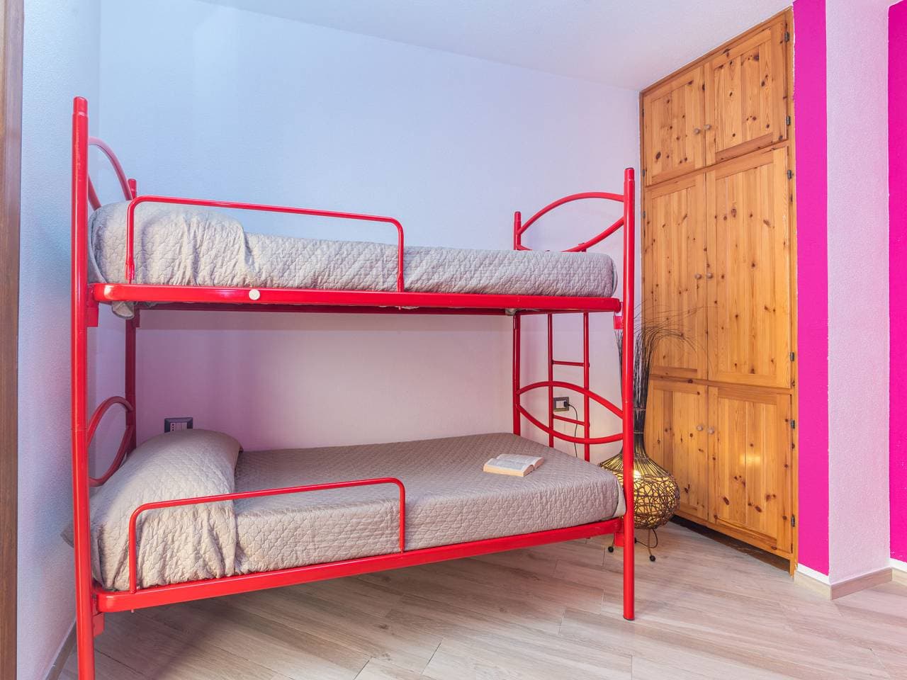 Foto 12 von 25: Sterlizia