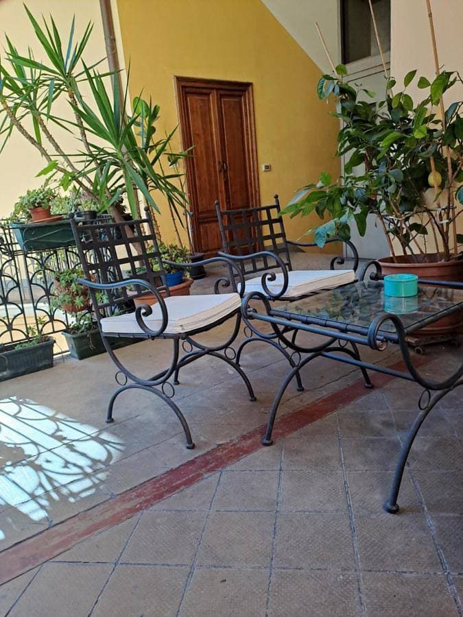 Foto 4 von 6: Apartment with Balcony