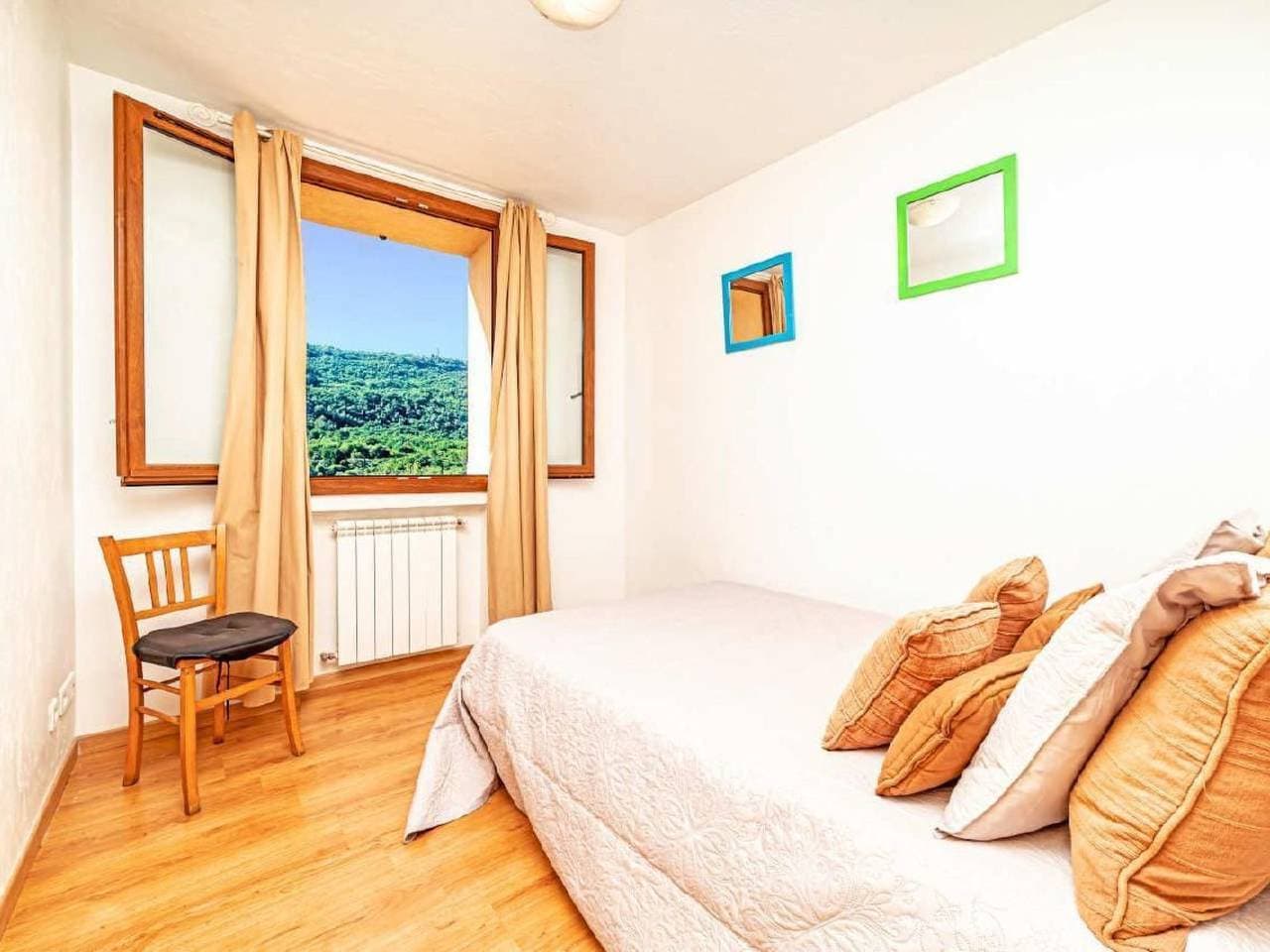 Foto 4 von 37: Locations-06 - das haus von noelie 1. stock