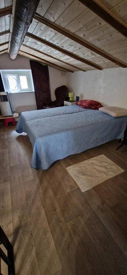 Foto 8 von 12: Three-Bedroom House