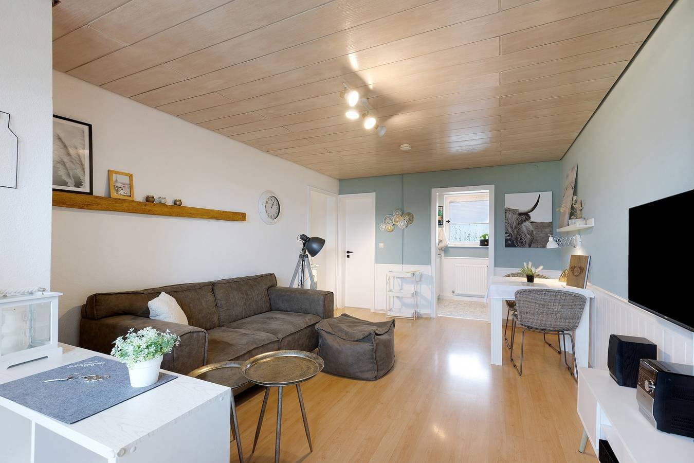 Foto 8 von 32: Premium Ferienwohnung 'Seeluft Direkt Am Wasser' mit Seeblick, privater Terrasse und WLAN