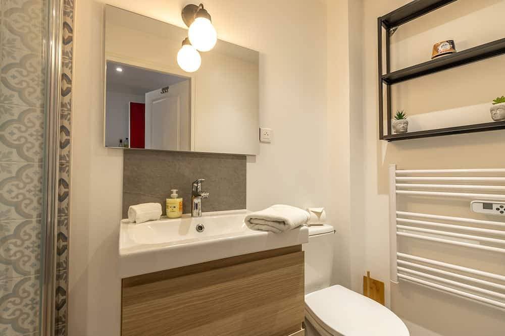 Foto 5 von 9: Studio-Ensuite mit Dusche