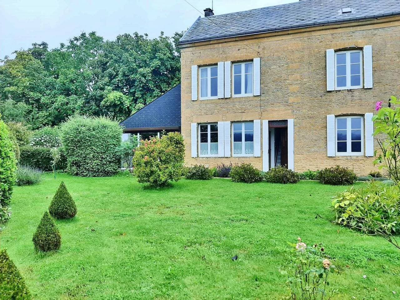 Le Château 1