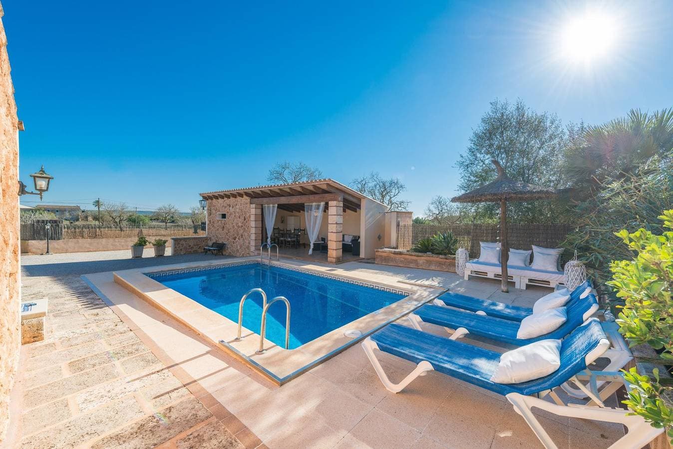 Hórreo  - Ferienhaus mit privaten Pool in Campos. WiFi gratis 1