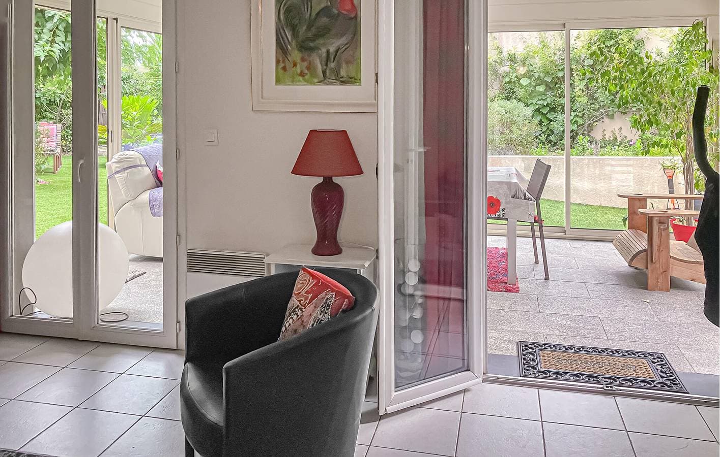 Foto 6 von 22: Reizende 2-Zimmer-Wohnung mit Pool, Terrasse und 1,5 km zum Strand