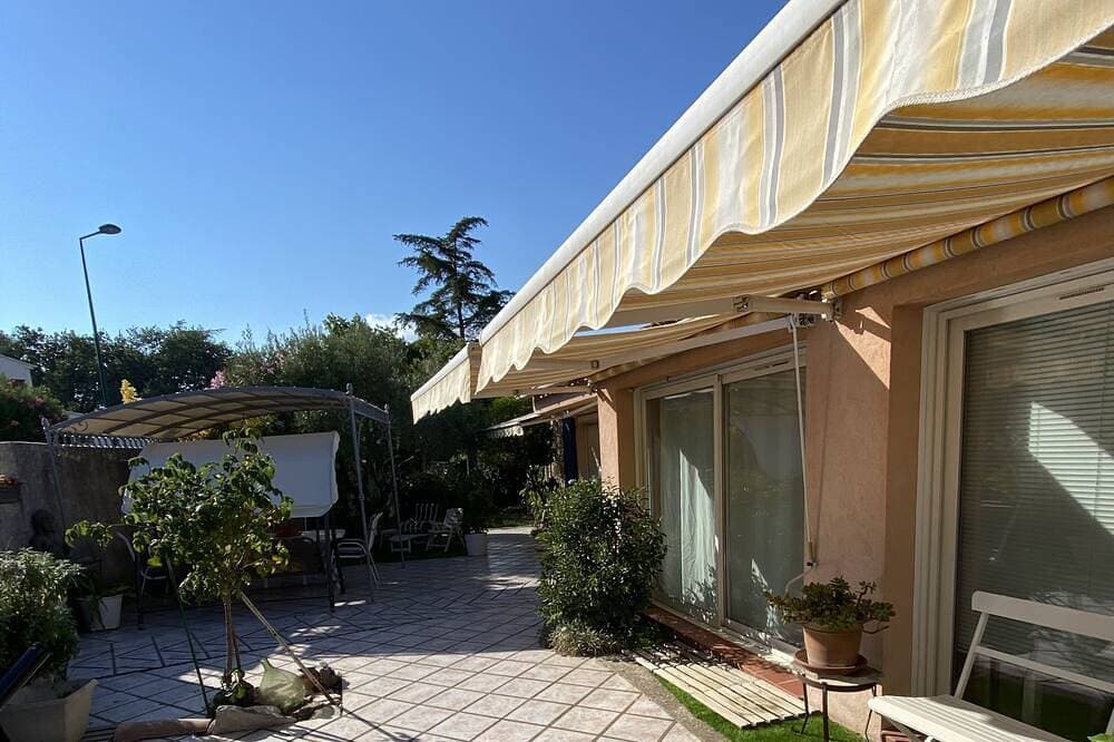 Charming single storey villa, sun, shading, for 6 people, pets allowed 1