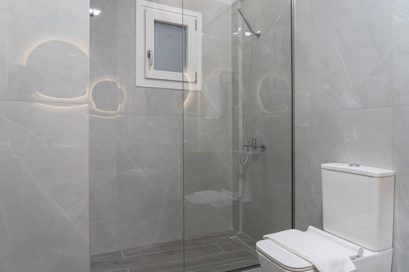 Foto 8 von 30: Ferienwohnung für 6 Personen mit Balkon