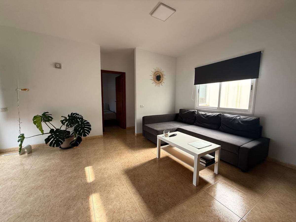 Foto 5 von 25: Two-Bedroom Apartment