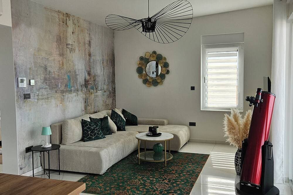 Foto 10 von 21: Moderne Ferienwohnung mit Panorama‑ und Sundowner‑Blick in Malinska (Insel Krk)