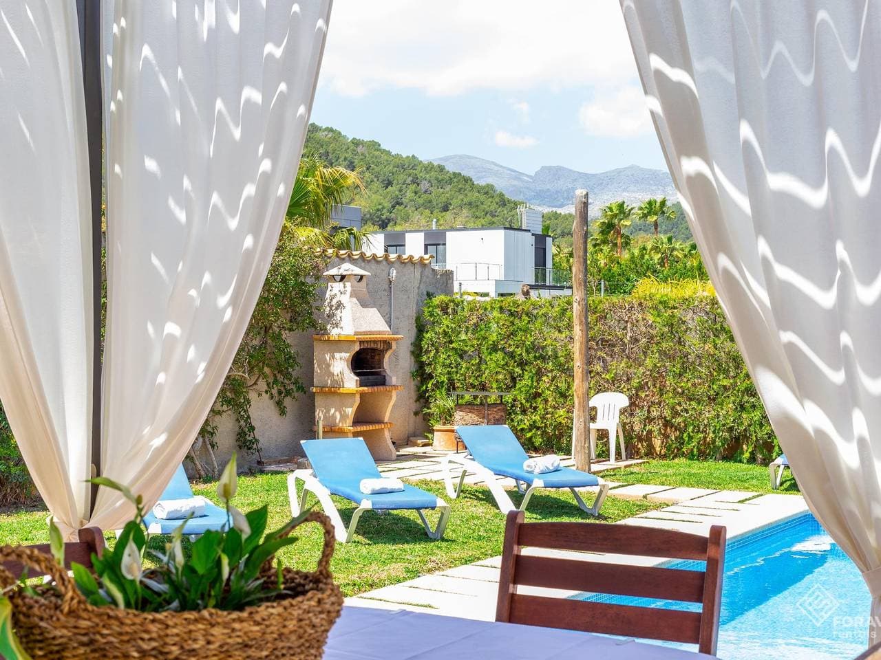 Foto 5 von 43: Vaumera F - Schöne Villa mit privatem Pool