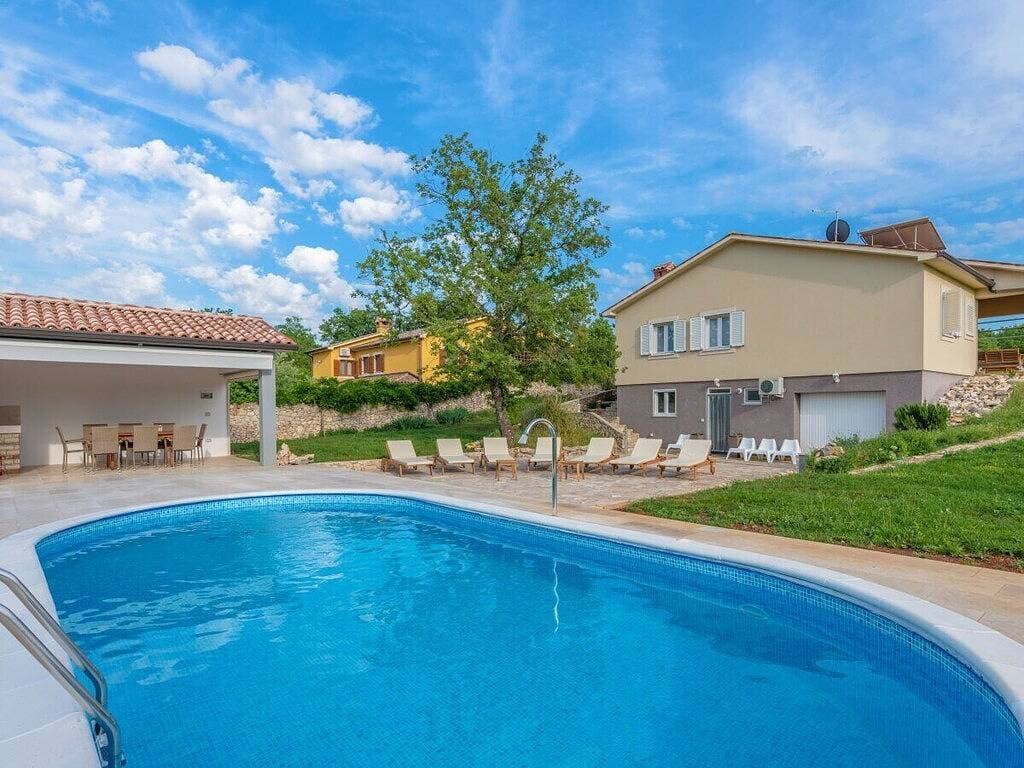 Foto 5 von 31: Villa in Labin mit Schwimmbecken