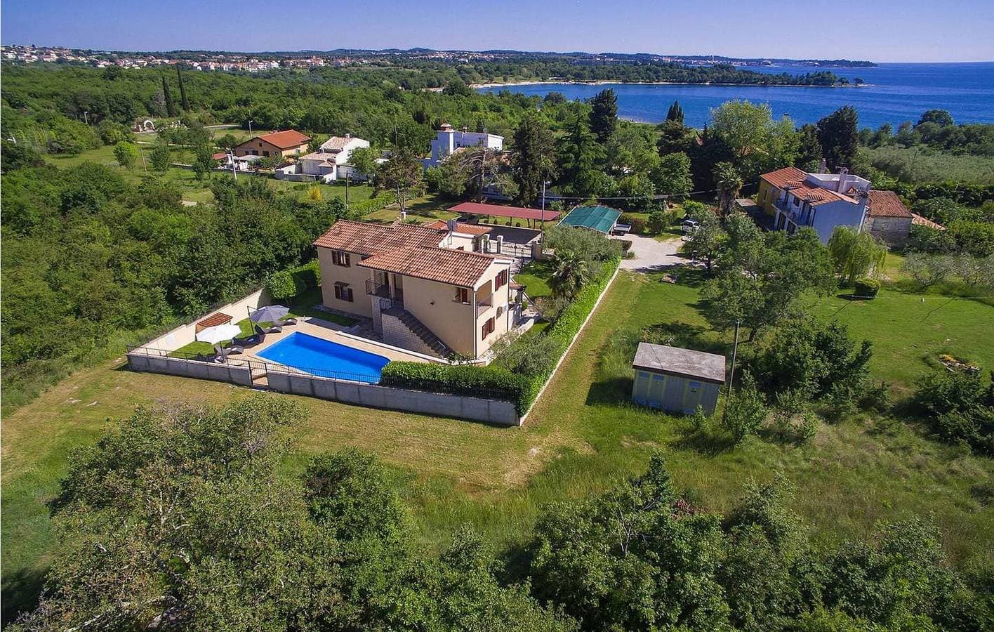 Foto 6 von 25: Charmante Ferienwohnung mit Pool, Terrasse und nur 600 m vom FKK-Strand entfernt