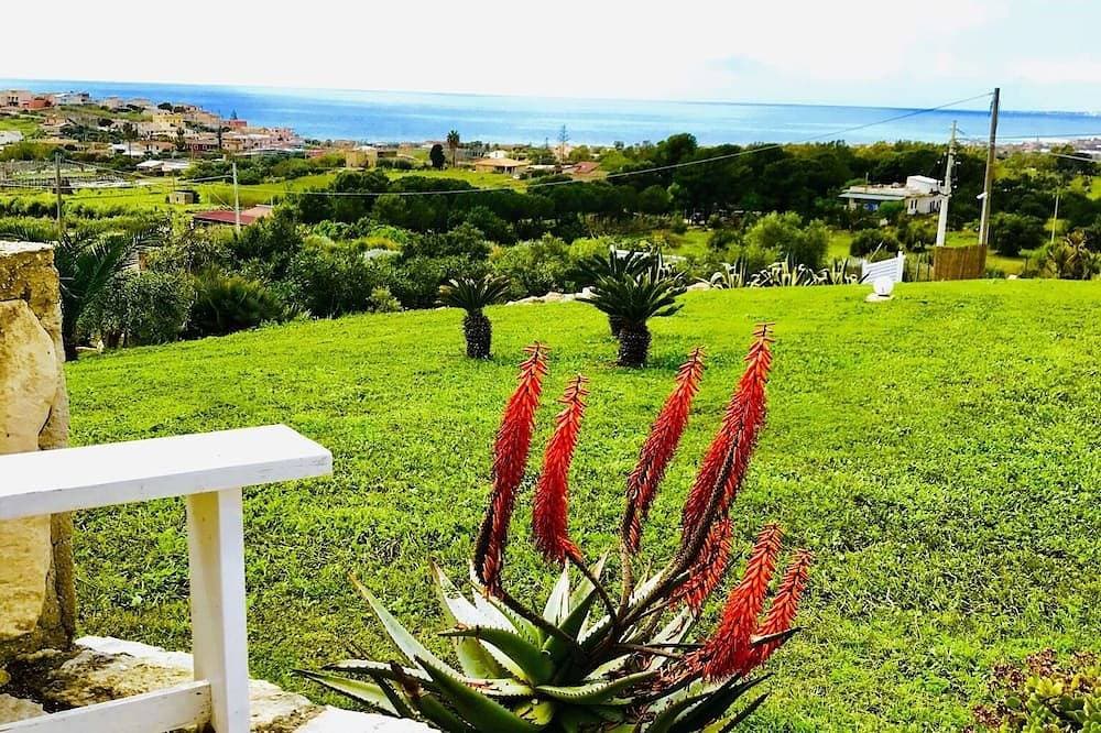 Foto 9 von 30: Einzelvilla mit privatem Pool und herrlichem Meerblick