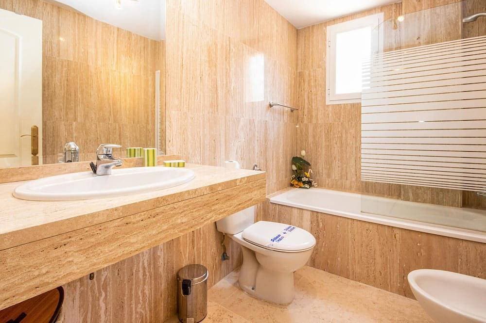 Foto 6 von 24: Schöne Wohnung in Elviria mit Außenpool