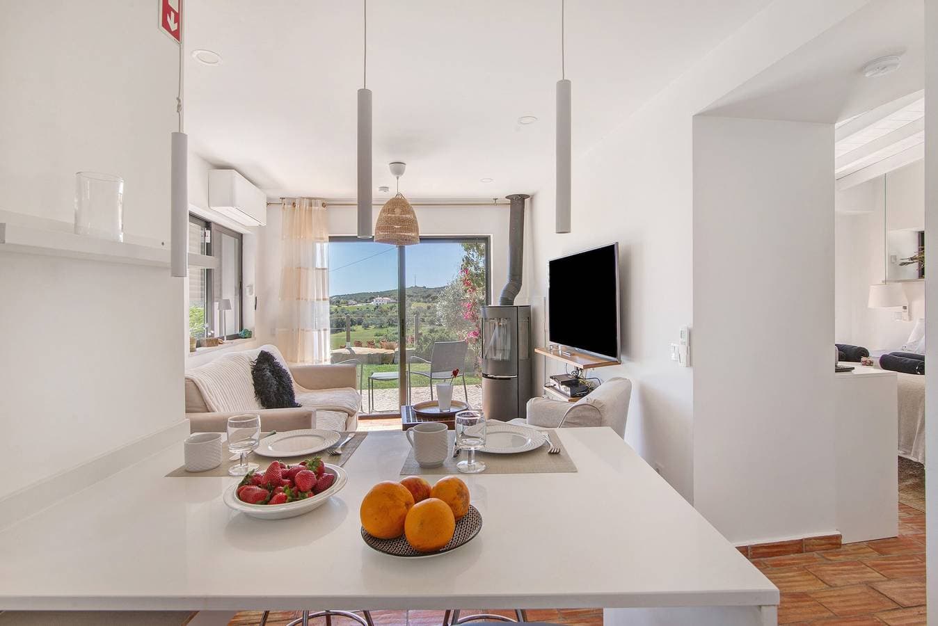 Foto 11 von 45: Ferienwohnung 'Casa 3 Limões' mit Bergblick, Wi-Fi und Klimaanlage