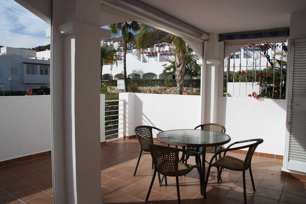 Foto 12 von 13: Beachfront Oasis Del Mar I – Ground Floor 2 Bed / 2 Bath with Pool