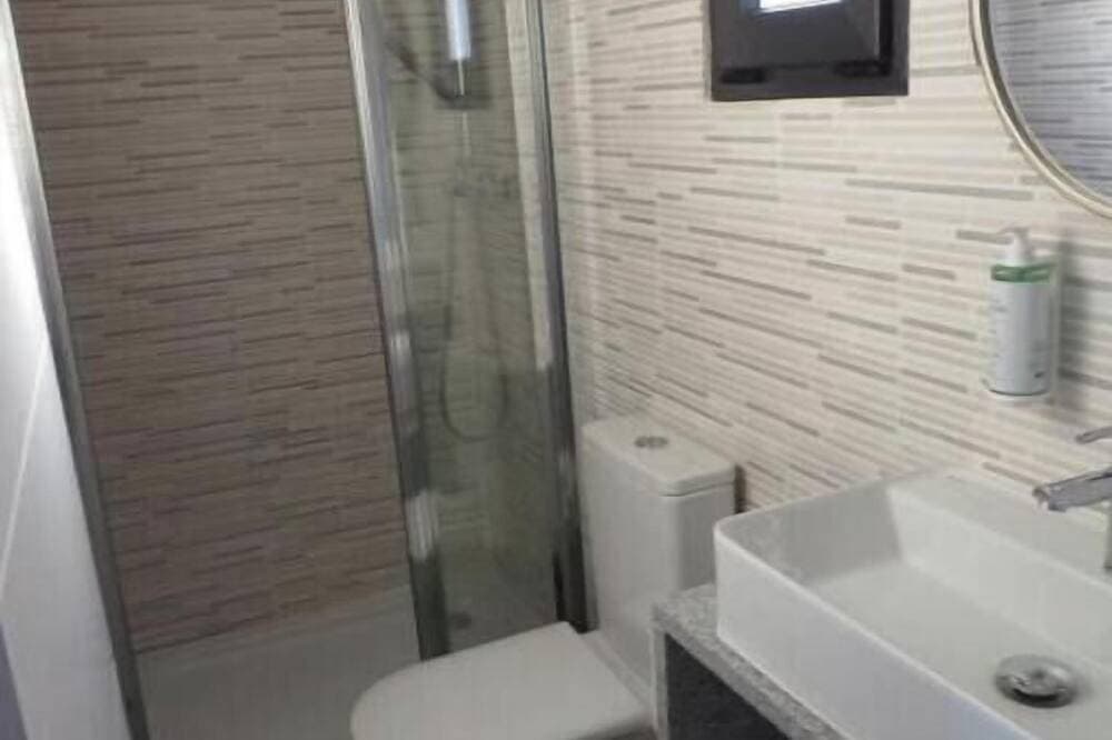 Foto 6 von 30: 2-Bedroom House: A Comfortable Home with a Stunning View