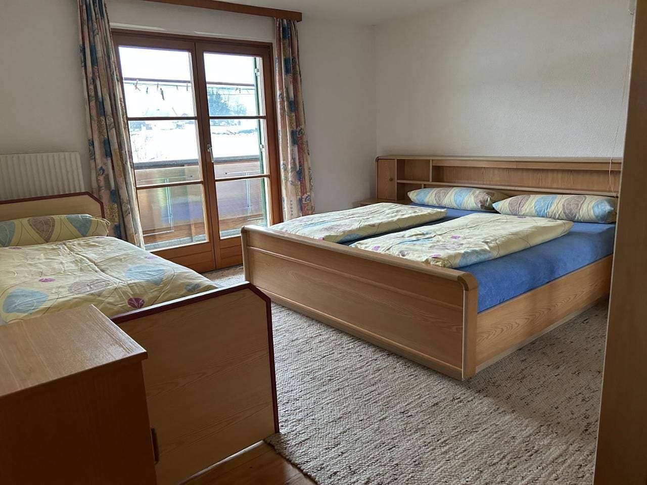Foto 8 von 12: Two-Bedroom Apartment with Balcony