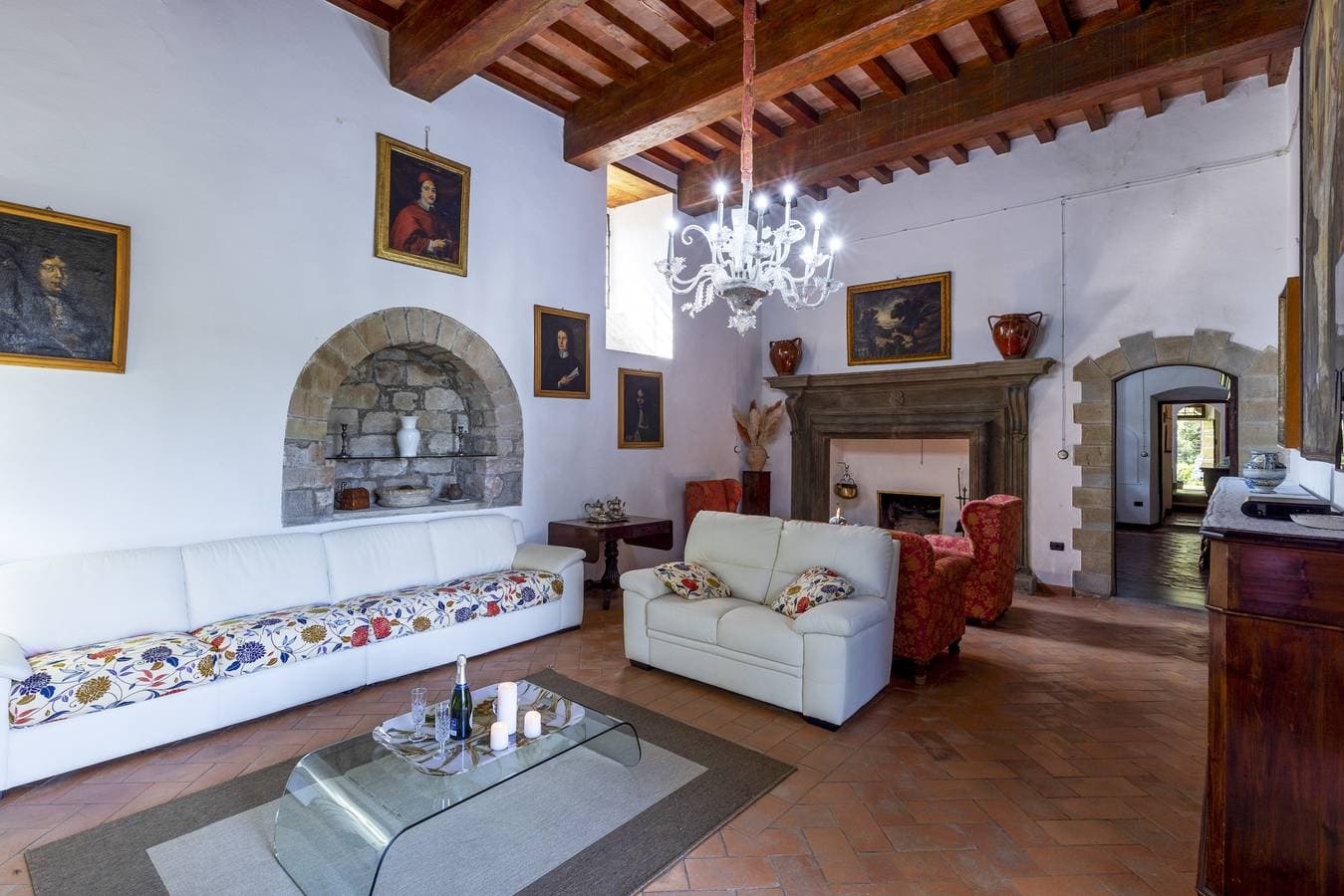 Foto 4 von 59: Torre di Paciano 10+2, Emma Villas