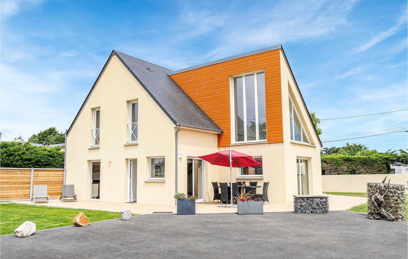 Juwel am Strand: 160qm mit TV, Parkplatz, Geschirrspüler, Garten und WiFi 1