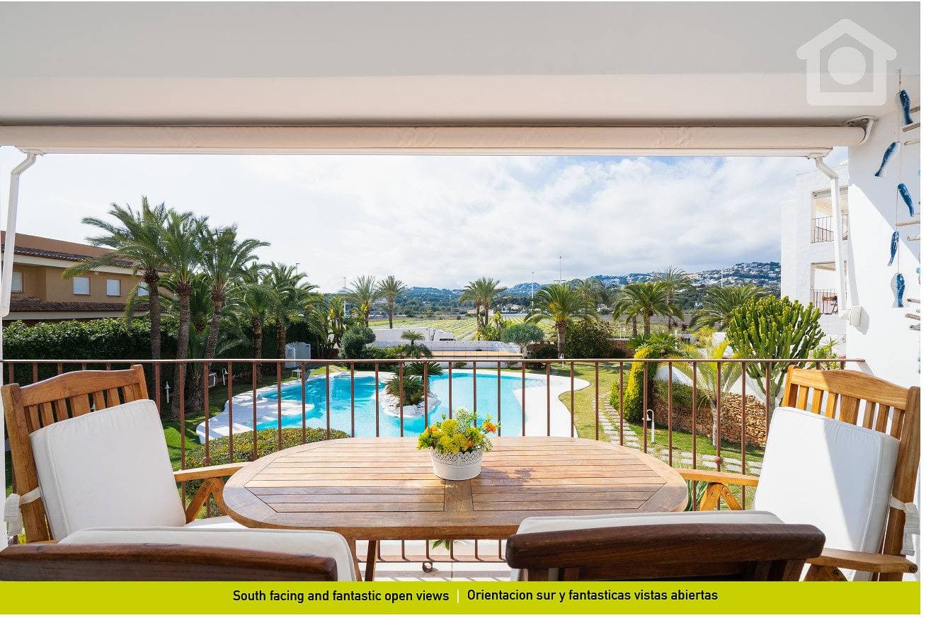 Foto 2 von 65: Ferienwohnung für 4 Personen mit Pool